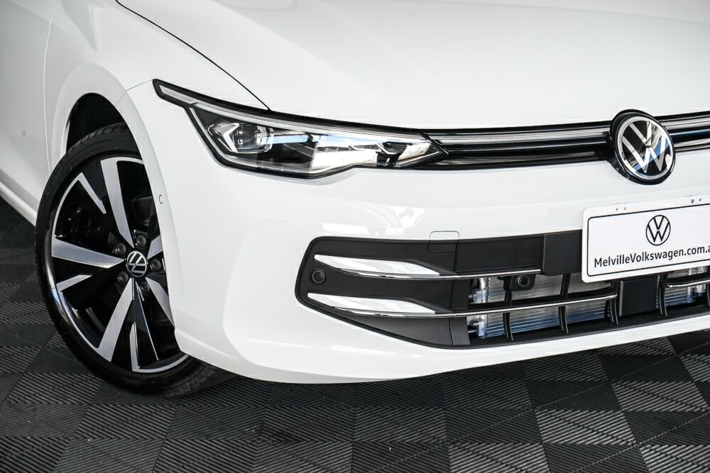 Volkswagen Golf image 2