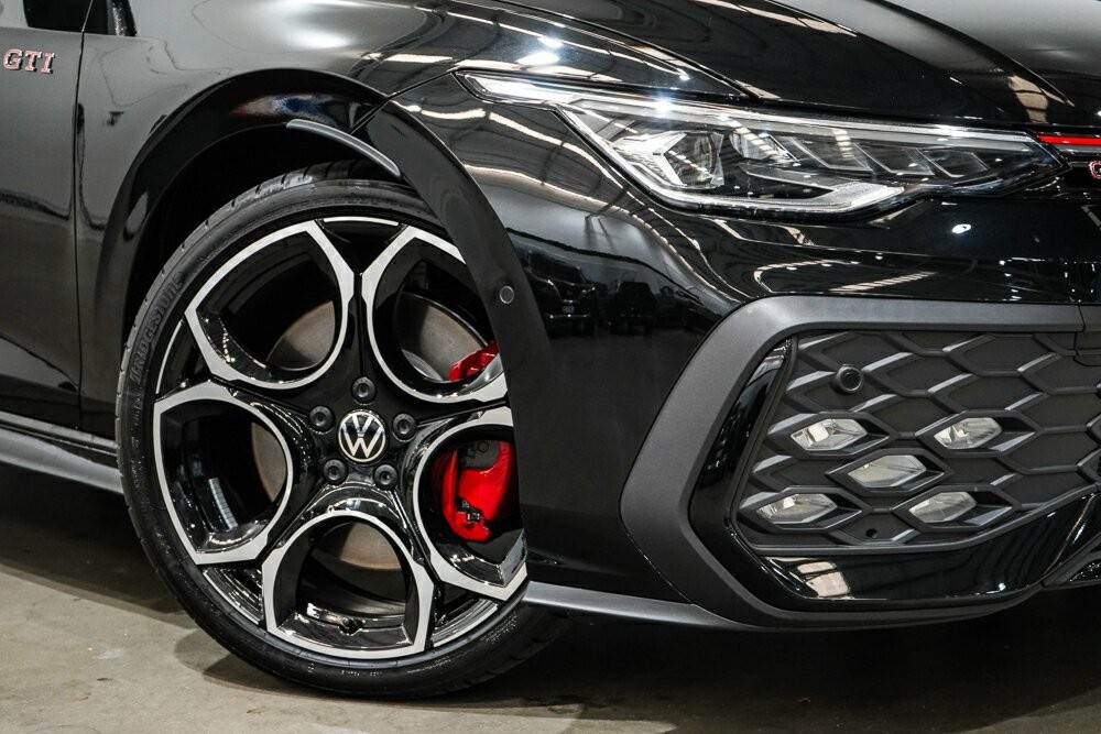 Volkswagen Golf image 2