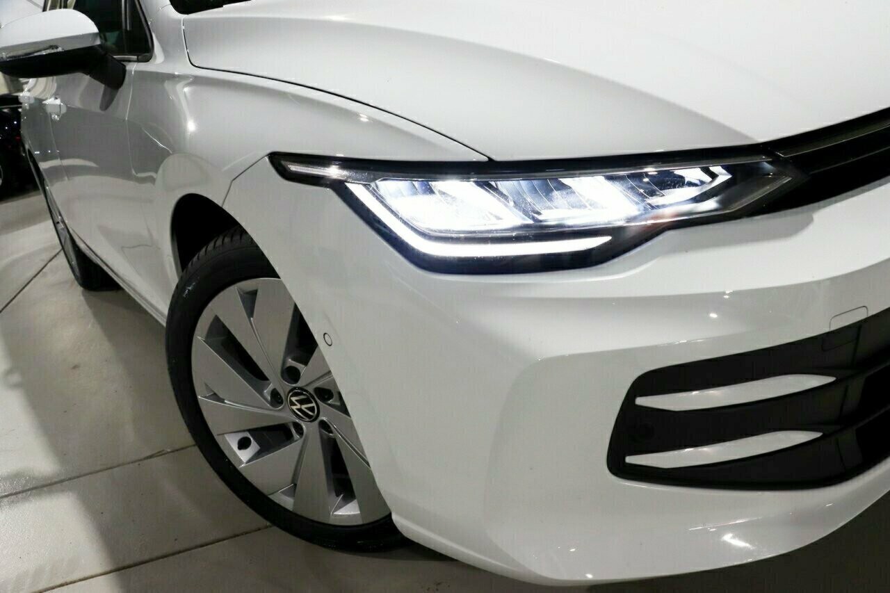 Volkswagen Golf image 2