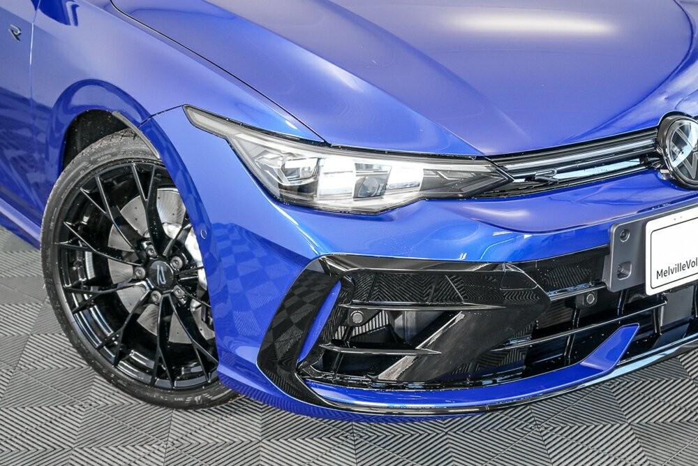 Volkswagen Golf image 2