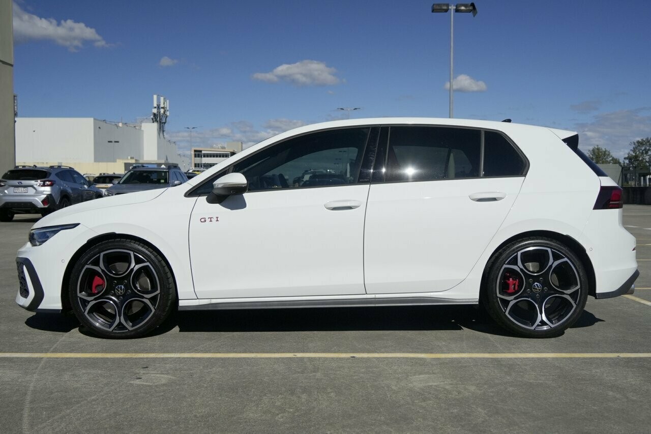 Volkswagen Golf image 2