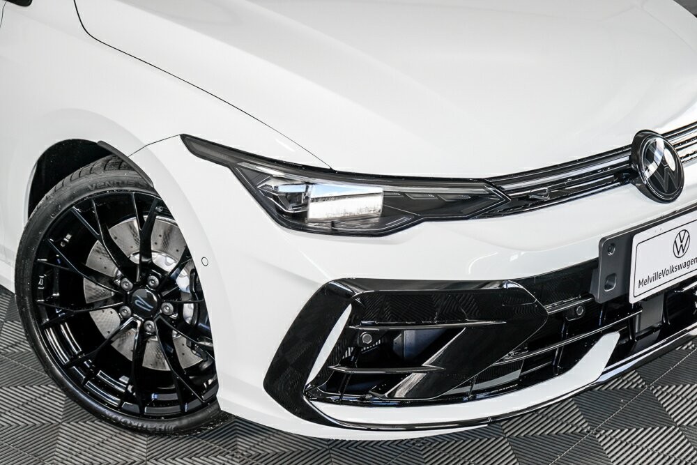 Volkswagen Golf image 2