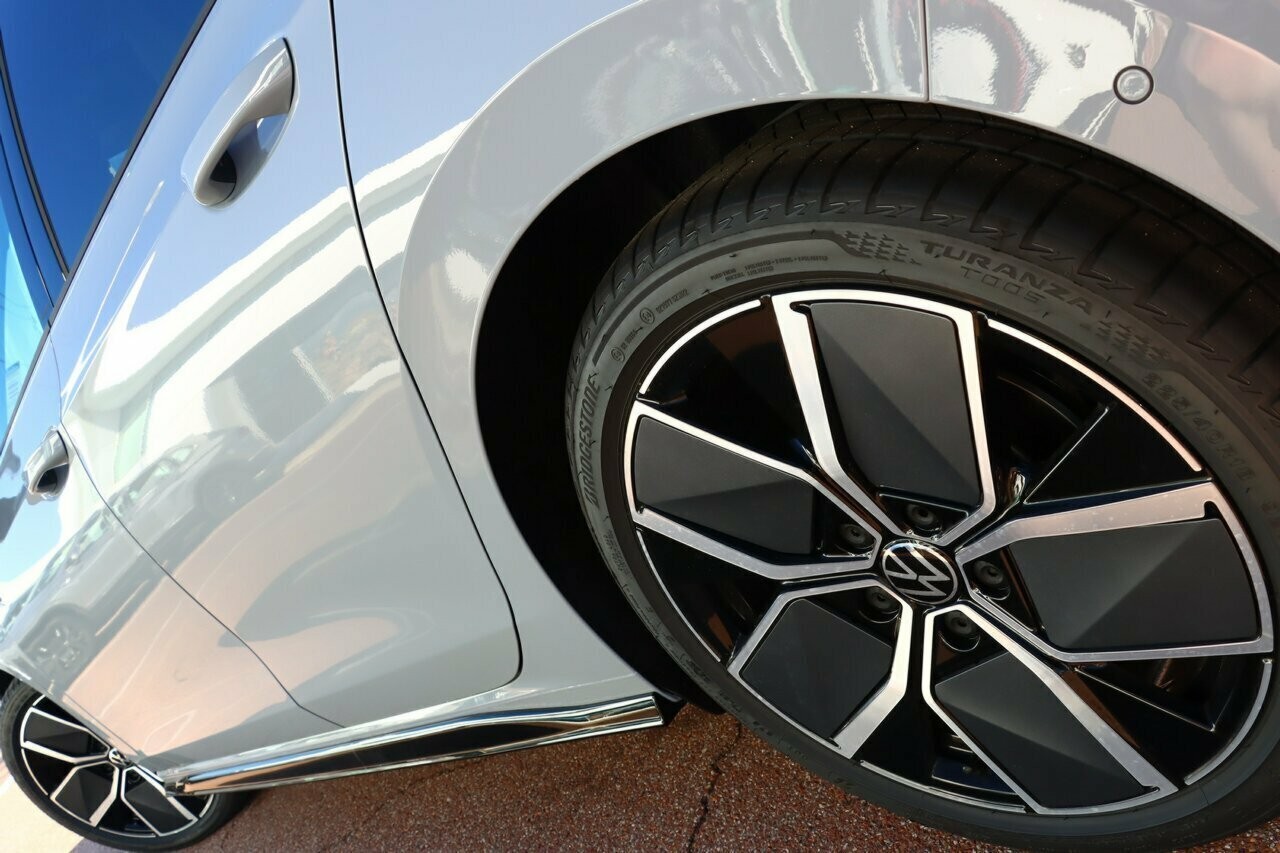 Volkswagen Golf image 4