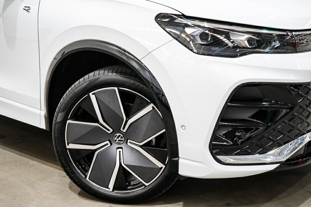 Volkswagen Tiguan image 2