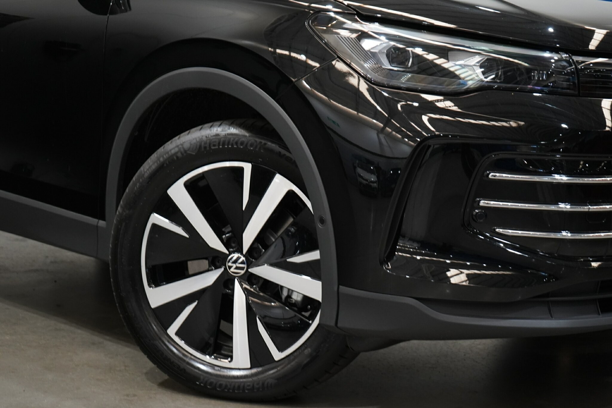 Volkswagen Tiguan image 2