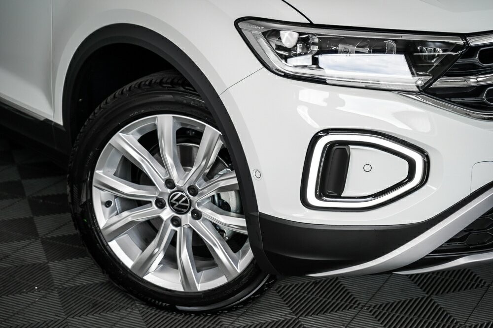 Volkswagen T-roc image 2