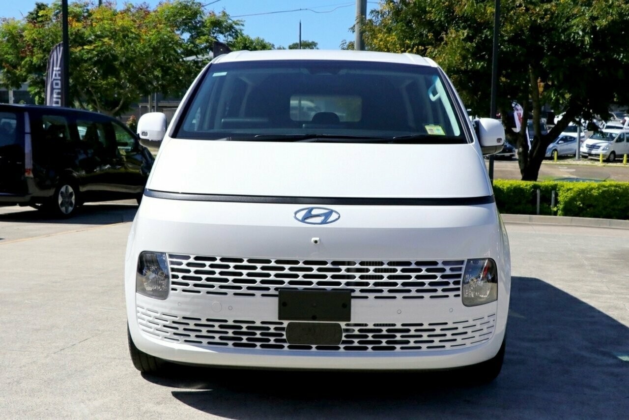Hyundai Staria Load image 4