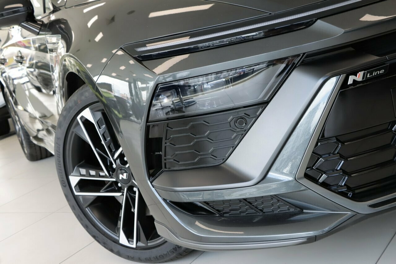 Hyundai Sonata image 2