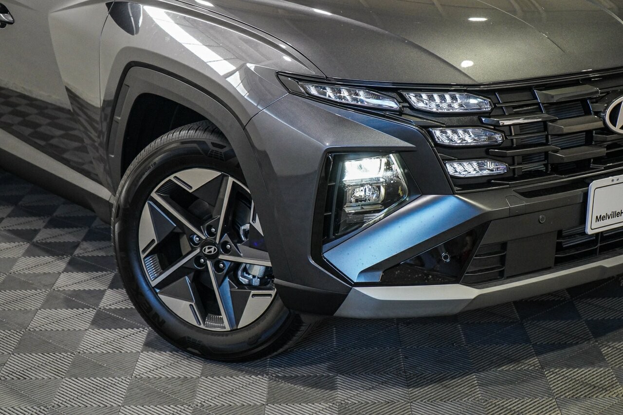 Hyundai Tucson image 2