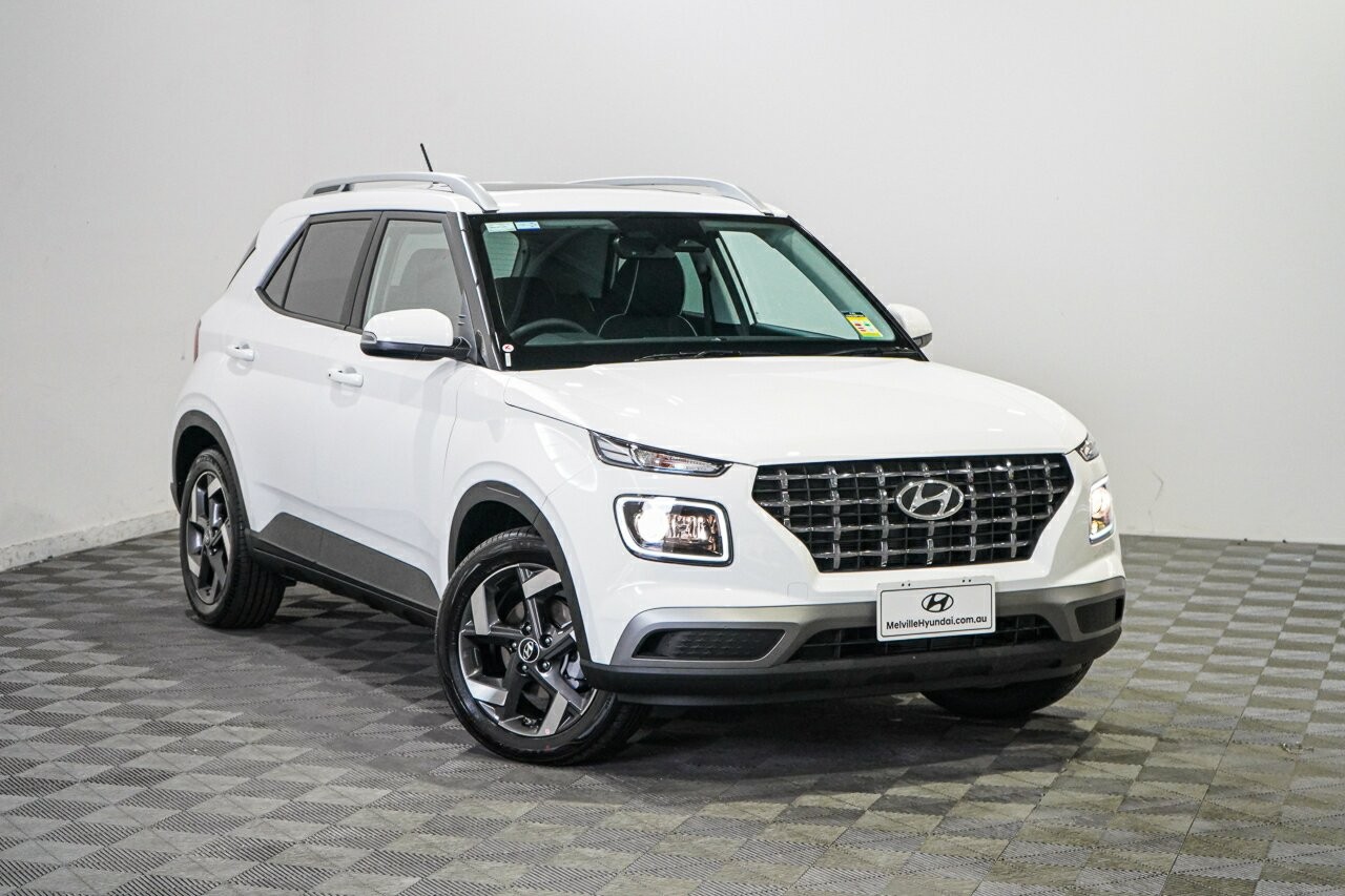 Hyundai Venue image 1