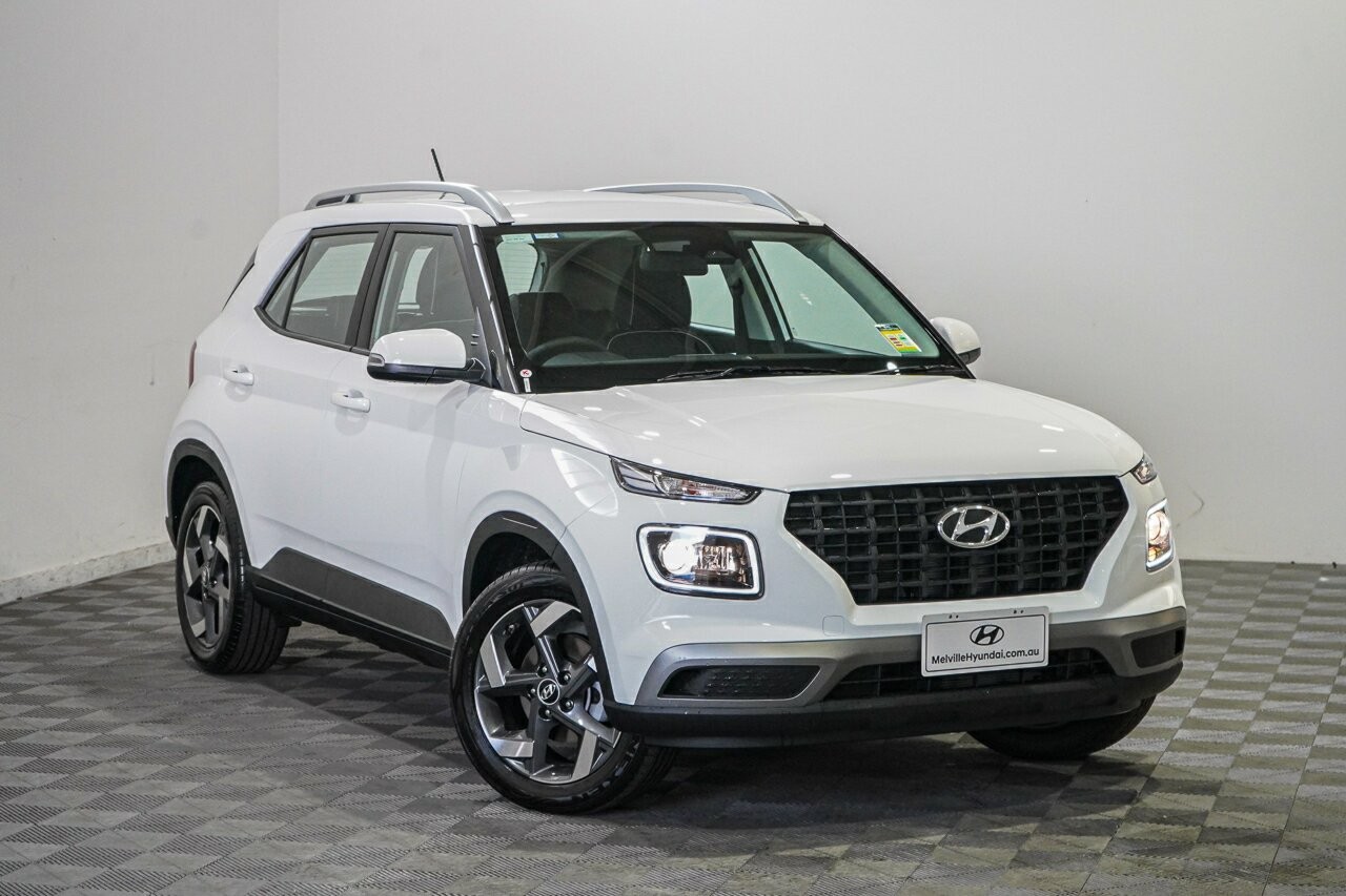 Hyundai Venue image 1