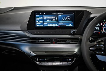 https://vehicle-cdn.autoleague.cloud/26416_620253066_13.jpg