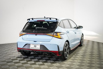 https://vehicle-cdn.autoleague.cloud/26416_620253066_7.jpg