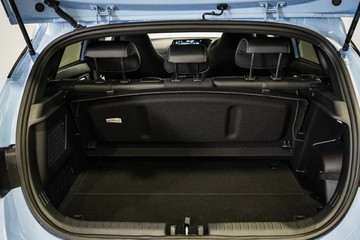 https://vehicle-cdn.autoleague.cloud/26416_620253066_9.jpg