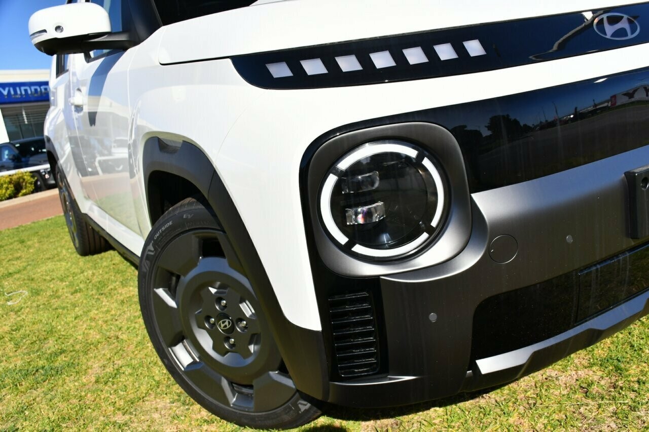 Hyundai Inster image 2
