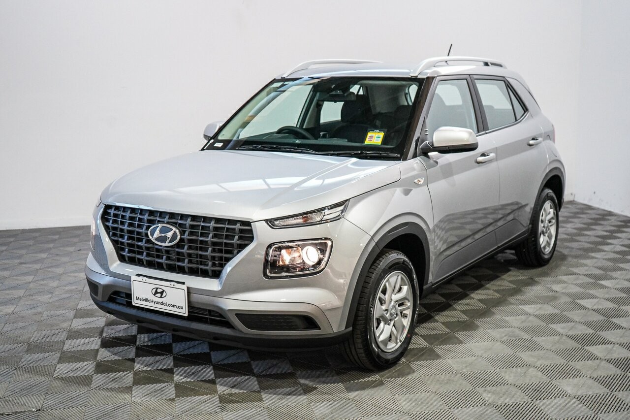 Hyundai Venue image 4