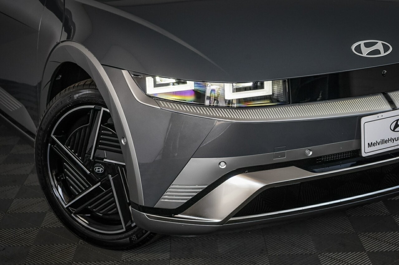 Hyundai Ioniq 5 image 2