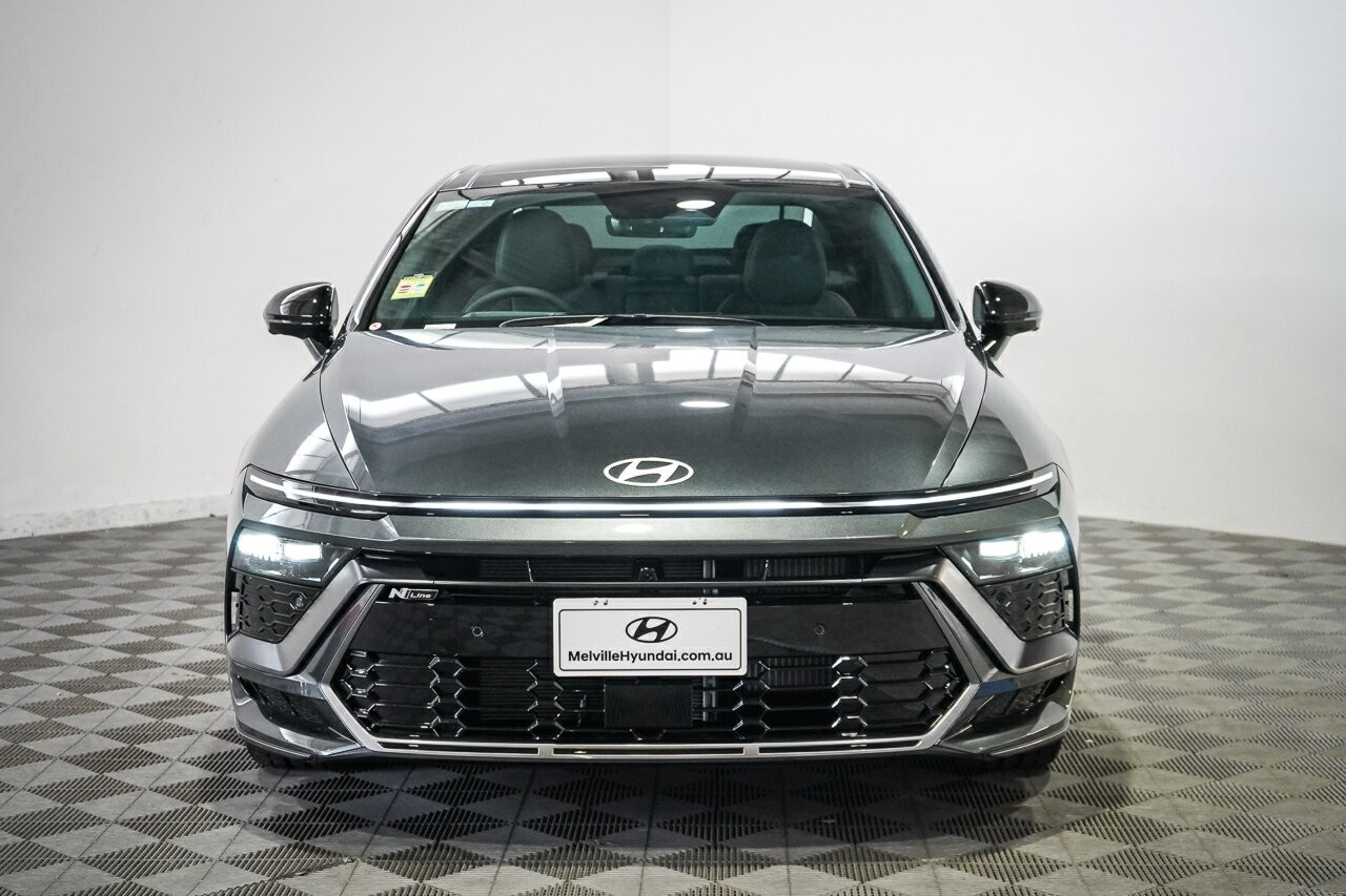 Hyundai Sonata image 3