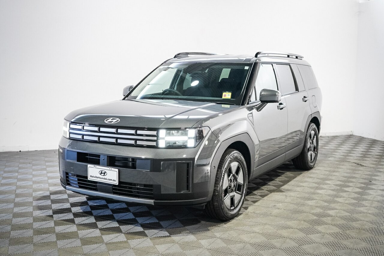 Hyundai Santa Fe image 4