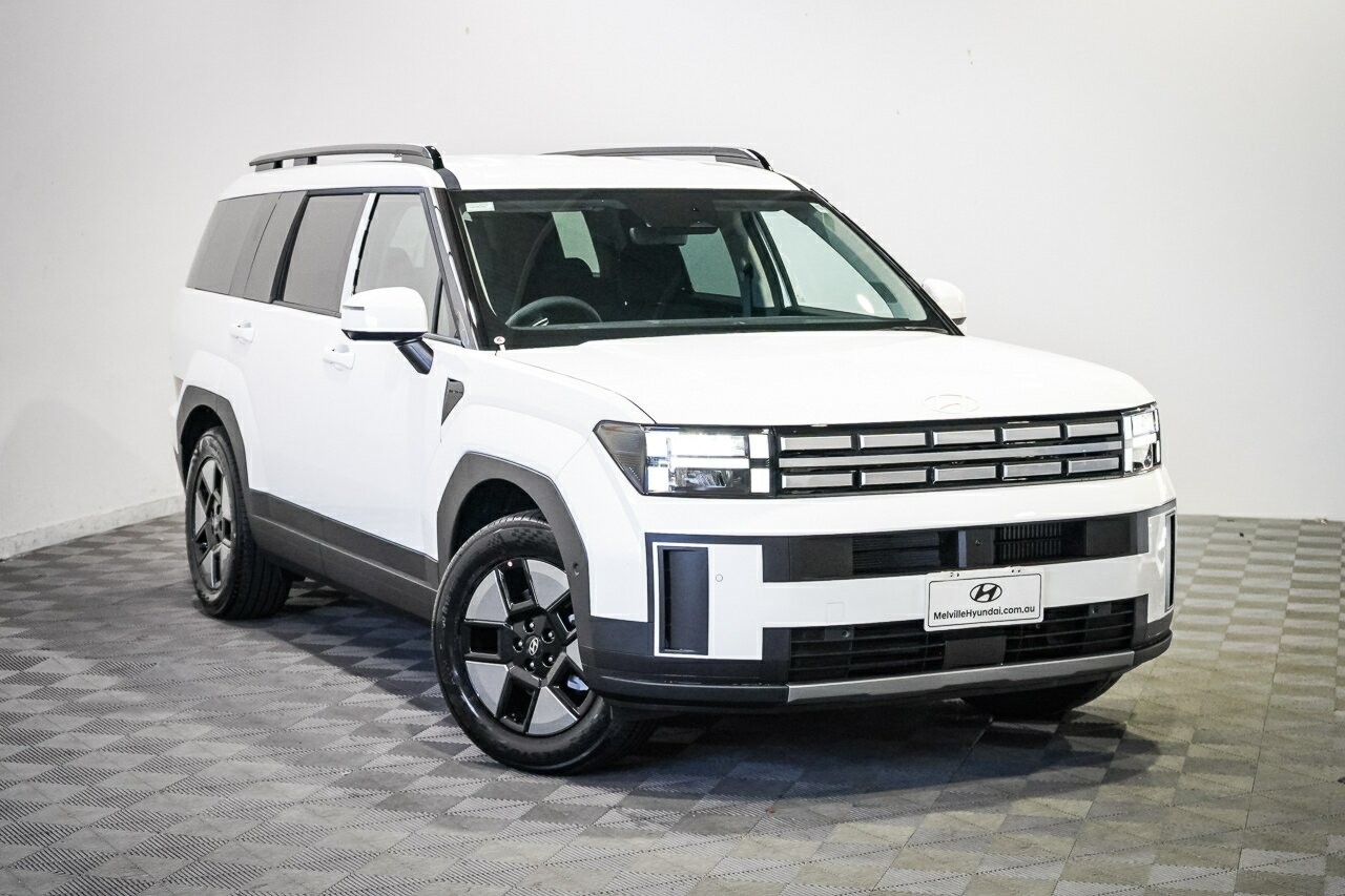 Hyundai Santa Fe image 1