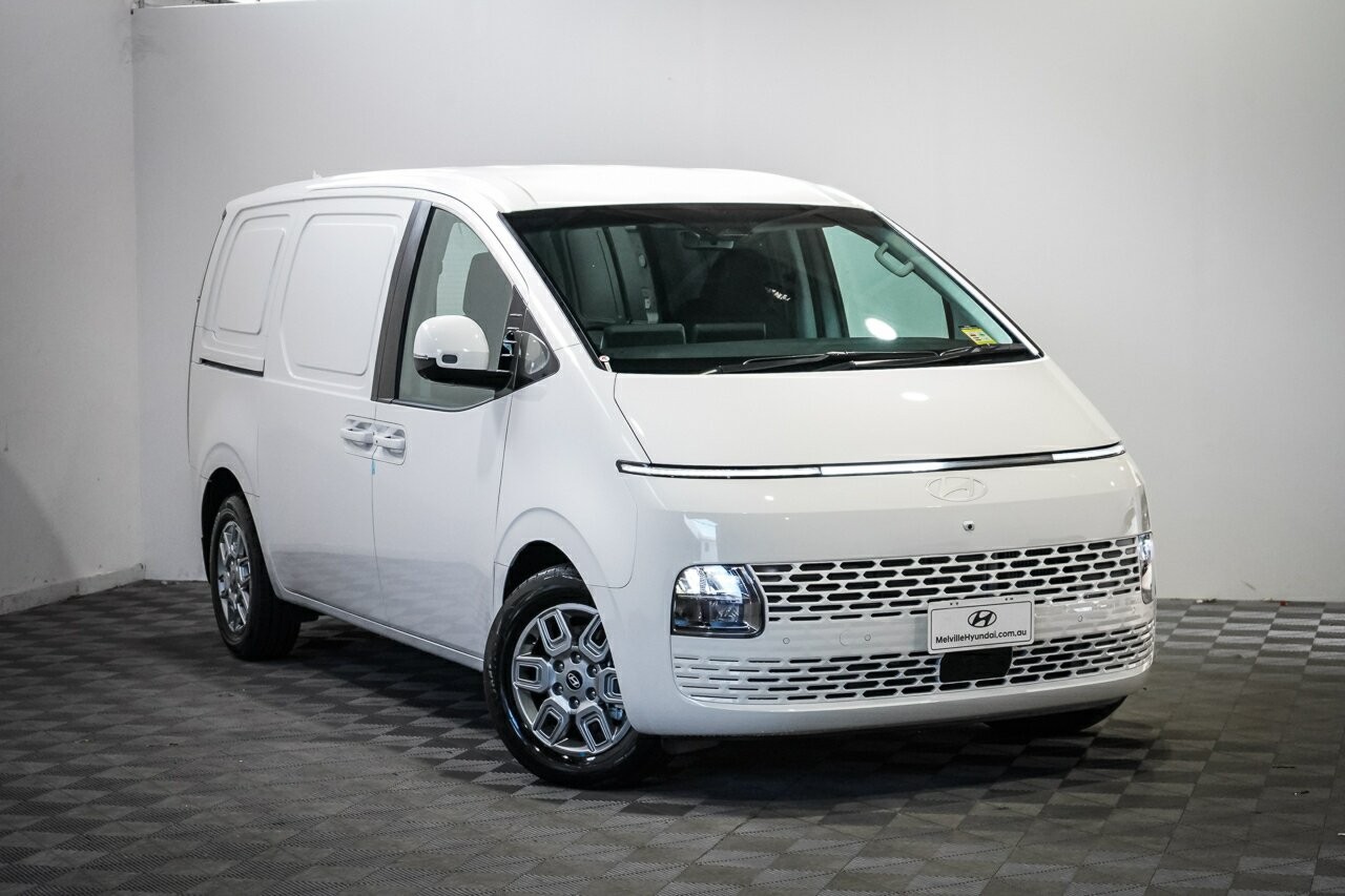 Hyundai Staria Load image 1