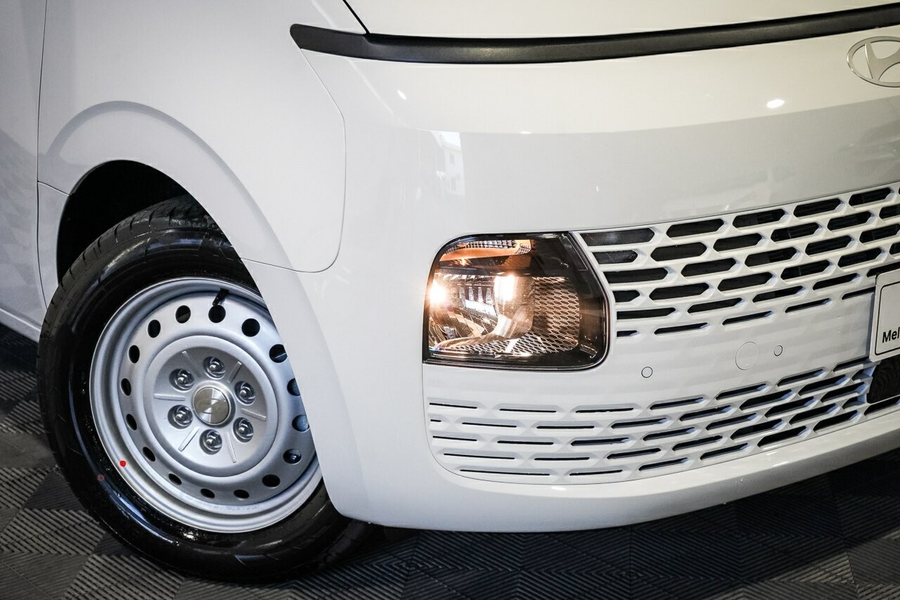 Hyundai Staria Load image 2