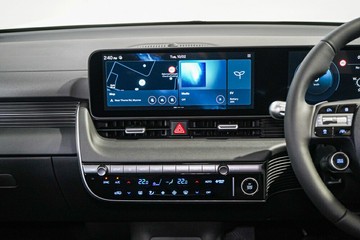 https://vehicle-cdn.autoleague.cloud/26416_620258538_14.jpg