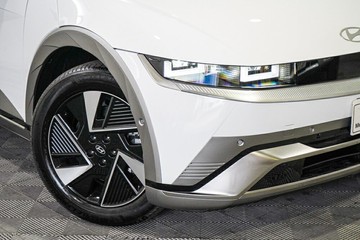 https://vehicle-cdn.autoleague.cloud/26416_620258538_2.jpg