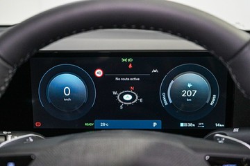 https://vehicle-cdn.autoleague.cloud/26416_620258538_23.jpg