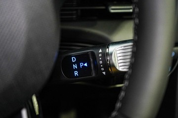 https://vehicle-cdn.autoleague.cloud/26416_620258538_25.jpg