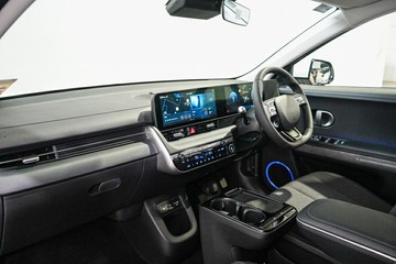 https://vehicle-cdn.autoleague.cloud/26416_620258538_28.jpg