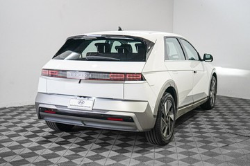 https://vehicle-cdn.autoleague.cloud/26416_620258538_7.jpg