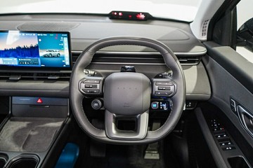 https://vehicle-cdn.autoleague.cloud/26416_620259822_15.jpg