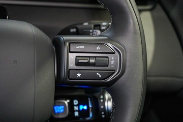https://vehicle-cdn.autoleague.cloud/26416_620259822_17.jpg