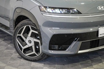 https://vehicle-cdn.autoleague.cloud/26416_620259822_2.jpg