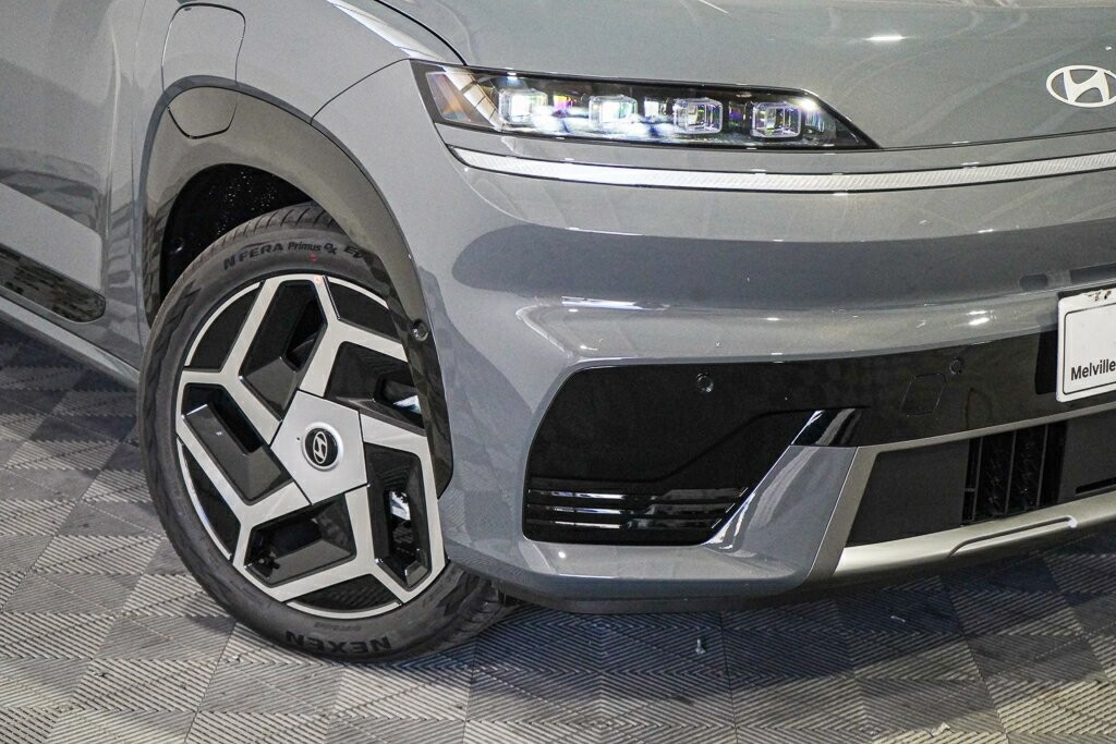 Hyundai Elexio image 2