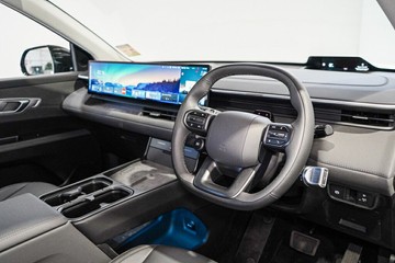 https://vehicle-cdn.autoleague.cloud/26416_620259822_20.jpg