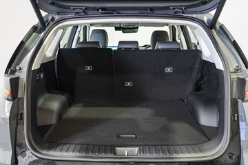 https://vehicle-cdn.autoleague.cloud/26416_620259822_9.jpg