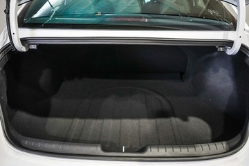https://vehicle-cdn.autoleague.cloud/26416_620259975_11.jpg