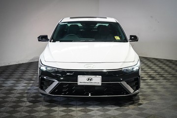 https://vehicle-cdn.autoleague.cloud/26416_620259975_3.jpg