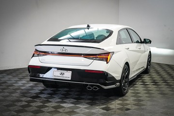 https://vehicle-cdn.autoleague.cloud/26416_620259975_9.jpg