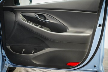 https://vehicle-cdn.autoleague.cloud/26416_620260431_17.jpg