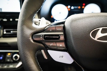 https://vehicle-cdn.autoleague.cloud/26416_620260431_20.jpg