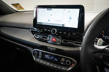 https://vehicle-cdn.autoleague.cloud/26416_620260431_24.jpg