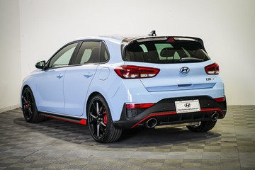 https://vehicle-cdn.autoleague.cloud/26416_620260431_6.jpg