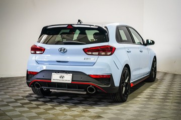https://vehicle-cdn.autoleague.cloud/26416_620260431_7.jpg