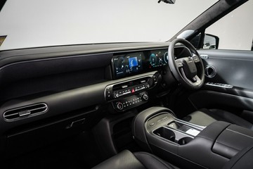https://vehicle-cdn.autoleague.cloud/26416_620260464_32.jpg