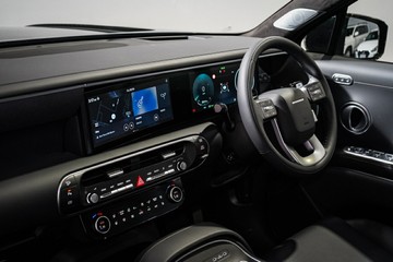 https://vehicle-cdn.autoleague.cloud/26416_620260464_33.jpg