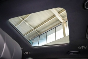 https://vehicle-cdn.autoleague.cloud/26416_620260472_18.jpg