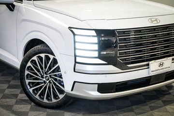 https://vehicle-cdn.autoleague.cloud/26416_620260472_2.jpg